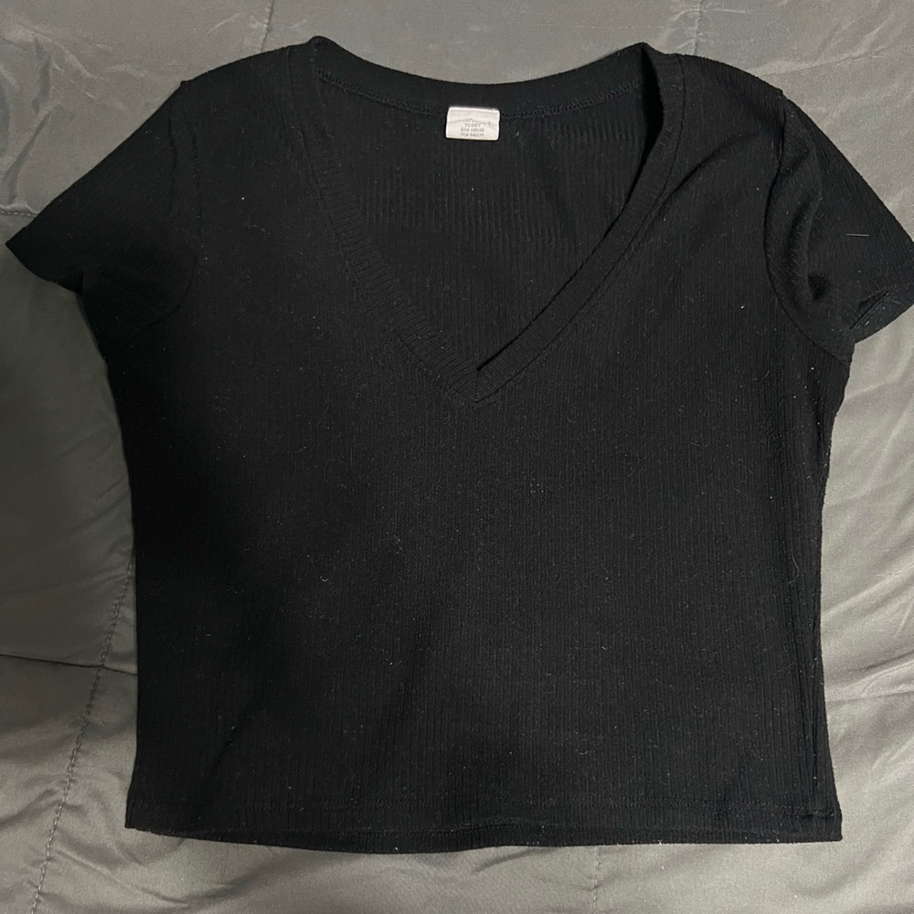 black crop top